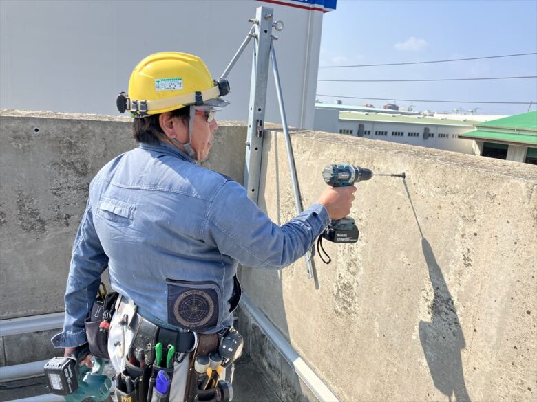 沖縄商会西洲倉庫　高圧機器取替工事